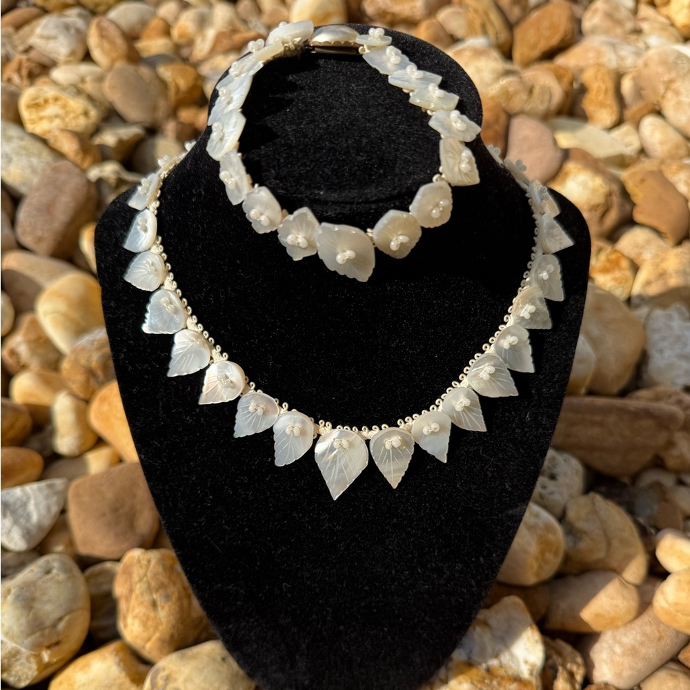 Antique 1920s Mother of Pearl Leaf Parure Set Art Deco Crochet Necklace Bracelet